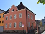 Großzügiges Einfamilienhaus in Weidner Stadtlage - Weiden (Oberpfalz)