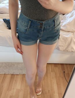 Jeans Shorts S/M high waist - Bestensee