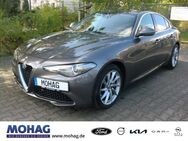 Alfa Romeo Giulia, 2.0 Turbo 16V EU6d-T Sportpaket 2-Zonen Musikstreaming, Jahr 2020 - Gelsenkirchen