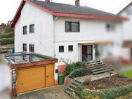 Sanierungsbedürftige Doppelhaushälfte mit Garten und Garage - Oberderdingen