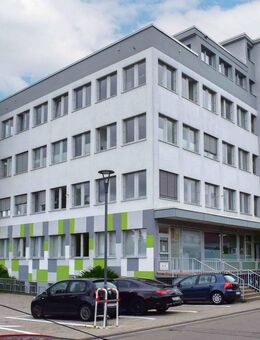 Büro o. Praxis ideal für Physiotherapie, med. Fußpflege, Massage ca. 83 m² Umkleiden, WC, 2 Stellpl. - Eppelheim