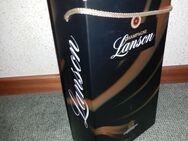 Geschenkpackung von Champagner Lanson Black Label BRUT 0,75 l # NUR Verpackung # - Garbsen