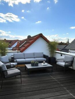 Maisonette-Wohnung im Architektenhaus - Sulzbach (Taunus)