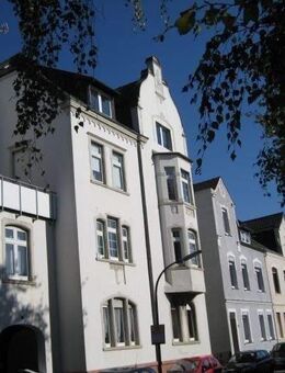 Kleine Single-Wohnung in alter Stadtvilla - Recklinghausen