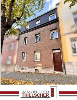 Zweifamilienhaus mit Garage und Garten in Stolberg-Büsbach - Stolberg (Rheinland, Kupferstadt)