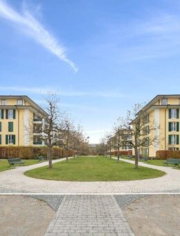 Wohnen am Schlosspark - stilvolle 1,5-Zimmer-Wohnung mit Westbalkon - München