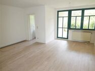 Neuwertige 2-Zimmer-Wohnung mit Terrasse, neuer EBK und Stellplatz in Coburg-Süd - Coburg