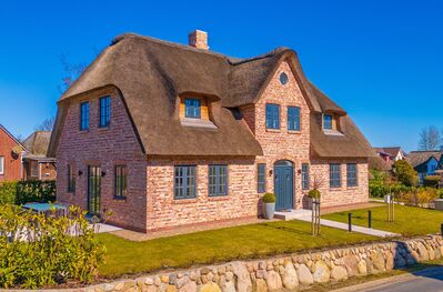 Reetdachtraumhaus im Herzen von Oevenum