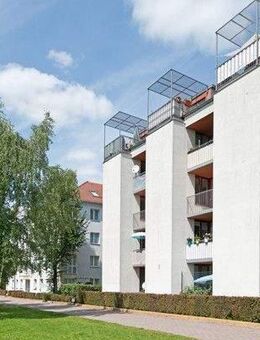 Sanierte 2-Zimmerwohnung mit Wintergarten ab sofort! - Berlin