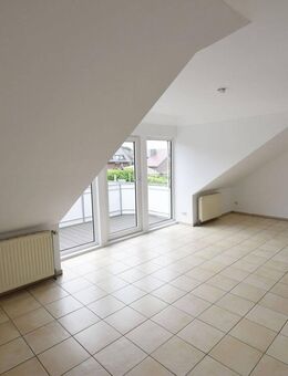 3 Zimmer-Wohnung mit Balkon und Garage - Steinfeld (Oldenburg)