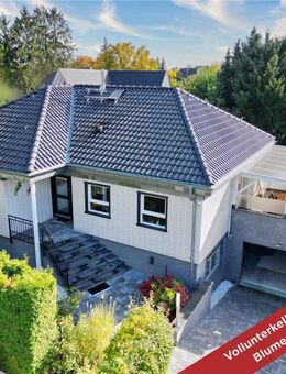 Modernisierter Bungalow mit Pool, Kamin und Gartenidylle - Wohnen mit Stil in Rudow auf ca. 200 m² - Berlin