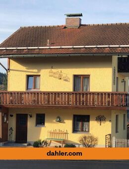 Traditionelles Bayerisches Einfamilienhaus mit einzigartigem Fachwerk und Panoramablick - Neukirchen (Heiligen Blut)
