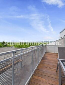Penthouse in Hattersheim - Dachterrasse & 2 Stellplätze - Hattersheim (Main)