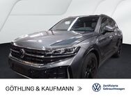 VW Touareg, 3.0 TDI R-Line, Jahr 2024 - Eschborn