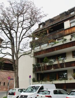 Wohnen an der historischen Stadtmauer: 5-Zi. Whg m. zwei Balkonen Sebalder Altstadt / Wohnung kaufen - Nürnberg