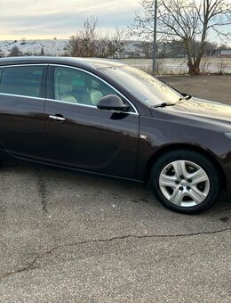 Opel Insignia A Sportstourer 2.0 CDTI Automatik - Giengen (Brenz) Zentrum
