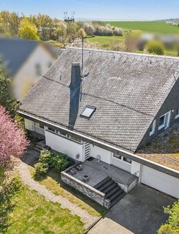 Top gepflegtes Einfamilienhaus mit Einliegerwohnung und großem Garten! Einziehen und Wohlfühlen! - Weisel