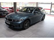 BMW 318 dT SPORT INDIVIDUAL LEDER NAVI LED 6.GANG EU6 - Puchheim