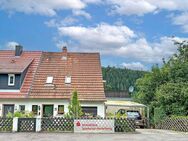 Neckargemünd: DHH mit viel Potenzial, weitläufigem Garten und Panoramablick in toller Lage - Neckargemünd