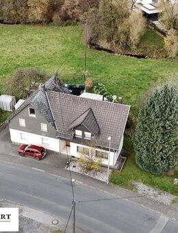 Platz für die ganze Familie mit 2 Wohneinheiten auf über 200qm Wohnfläche in Netphen! - Netphen