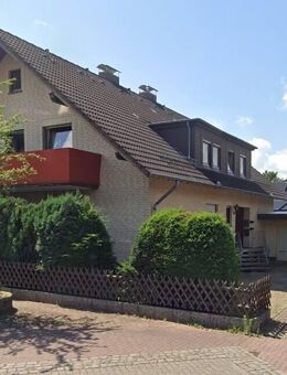 Großzügiges Einfamilienhaus mit separater Einliegerwohnung und weitläufigem Garten - Stadthagen