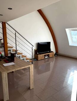 Galerie-Wohnung mit Panoramablick über Wuppertal! - Wuppertal