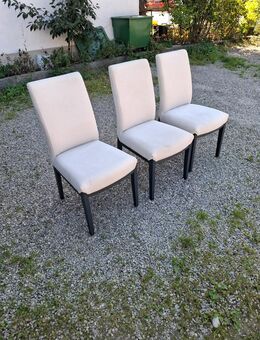 Tisch und 3 Stühle - Weßling