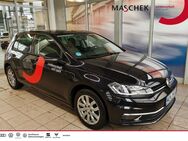 VW Golf, 1.6 TDI Comfortline S, Jahr 2017 - Weiden (Oberpfalz)