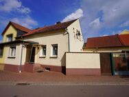 Schackensleben- geringfügig unterkellertes EFH mit ausgebauten Dachgeschoss, einen kleinen Garten sowie Garage - Hohe Börde