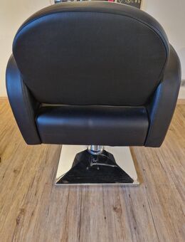 Friseurstuhl - Breitenbrunn (Regierungsbezirk Schwaben)