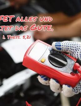 Jahreslosung 2025 Postkarte - Meßgerät in der Hand von Mechatroniker - Postkarten zur Jahreslosung - Jahreslosungskarten - Motive - Bilder - Medien - Wilhelmshaven Zentrum