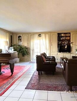 Das Haus im Haus - Exklusive Maisonette-Wohnung mit Privatsphäre und Wellnessbereich - Kleinblittersdorf