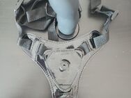 Deluxe Strap-On mit Harness, verstellbar**used** - Trier
