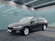 Skoda Octavia, Combi Ambition |||, Jahr 2023 - München