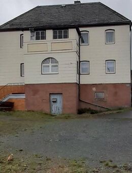 Großes Wohnhaus in Geroldsgrün - Geroldsgrün