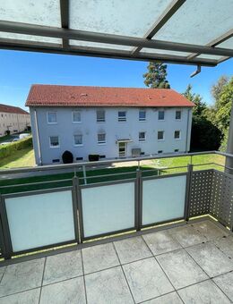 Schöne Wohnung mit tollem Balkon! - Schwandorf