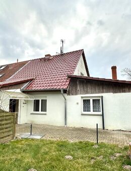 HORN IMMOBILIEN ++ Doppelhaushälfte bei Neubrandenburg in Blankenhof - Blankenhof