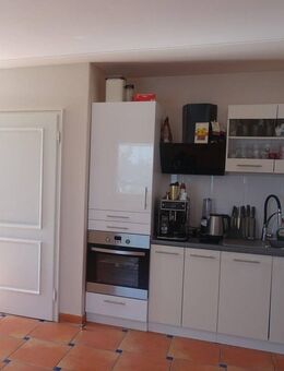 VOLL MÖBLIERTE & AUSGESTATTETE WOHNUNG AUF ZEIT! - Neuried (Baden-Württemberg)