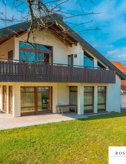 Freistehendes Einfamilienhaus mit Einliegerwohnung in City-Lage und gehobener Ausstattung - Winnenden