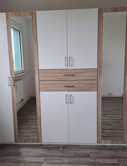Kleiderschrank zu verkaufen - Coswig (Anhalt)
