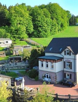 Hochwertiges Anwesen mit Villa, Ferienhaus und Igluhuts - Oybin