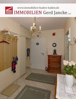 Baden-Baden, gut geschnittene Drei-Zimmer-Wohnung mit Balkon u. Carport - Baden-Baden