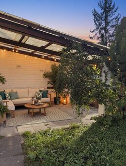 Sindelfingen-Goldberg: Mehrfamilienhaus mit 3 Wohnungen + Einliegerwohnung in ruhiger Lage - Sindelfingen