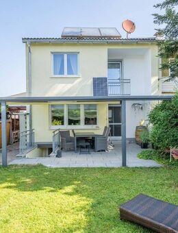 Gepflegtes Reiheneckhaus mit Garage und Carport in ruhiger Lage von Türkheim / Süd! - Türkheim