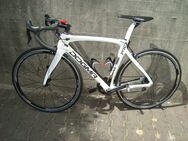 Pinarello Replika Dogma F10 - Berlin