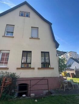 *** Sie suchen das 2- FH mit Ausbaupotential auf großem Grd. in zentraler Lage** - Langenselbold