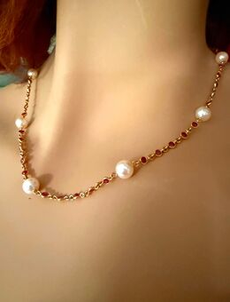 Elegante 18K Goldkette mit Perlen & Rubinen – zeitloser Luxus - Kiel