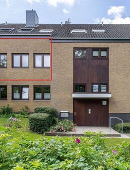 Freie 3-Zimmer-Eigentumswohnung mit Loggia und Garage in Eutin - Eutin