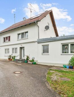 Großes, ausbaufähiges Haus mit vielfältigen Nutzungsmöglichkeiten in zentraler Lage von Scherstetten - Scherstetten