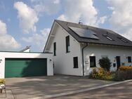 Energieeffiziens A+ Freistehendes, neuwertiges,bildhübsches Landhaus mit traumhaftem Gartenparadies - Nettersheim